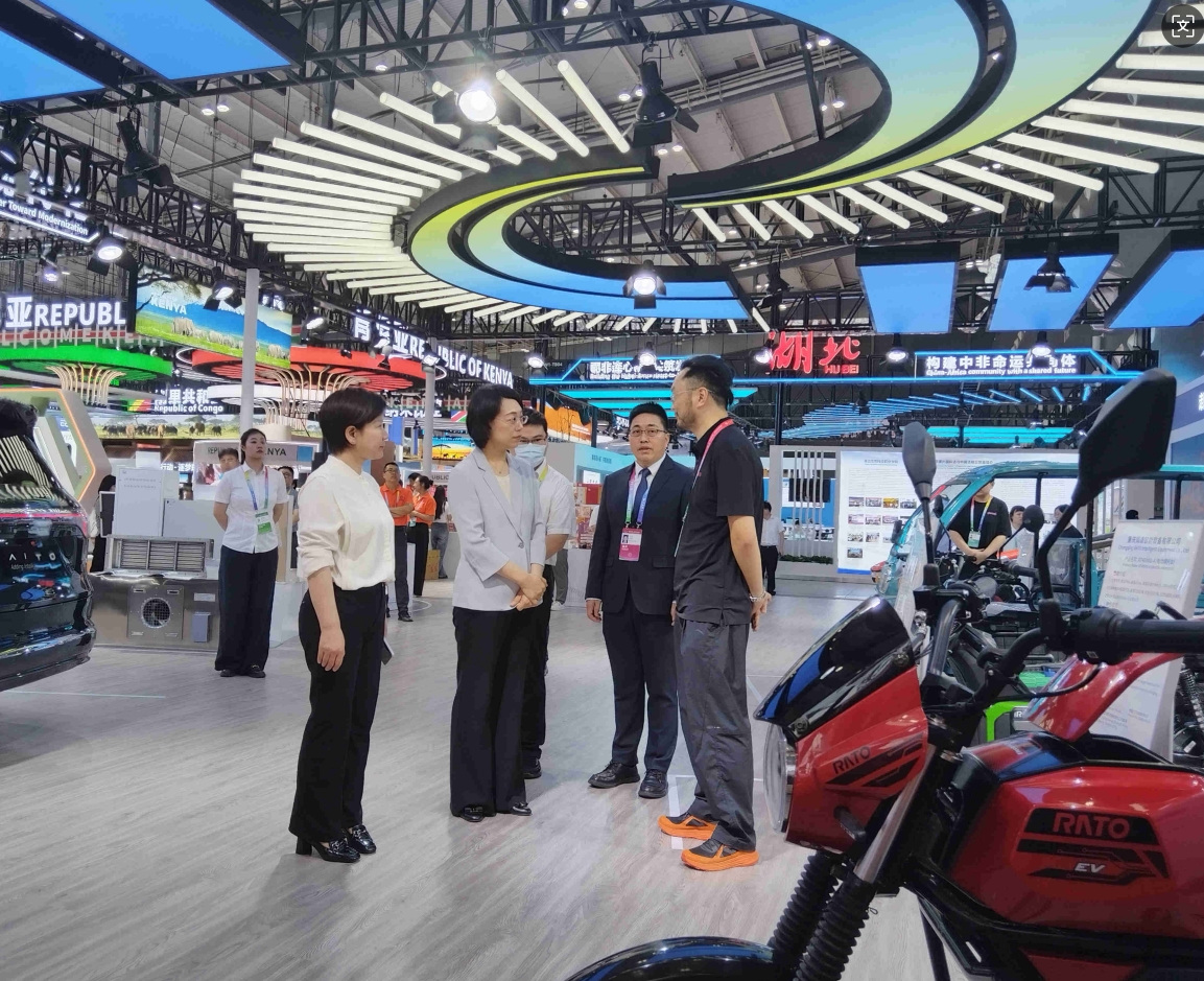 优德88官网网站电摩新品亮相中非展览会，，，，，，引领绿色出行新潮流